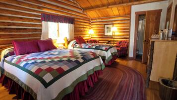 Duplex Cabin, 1 Queen and 1 Twin | 1 dormitorio, ropa de cama de alta calidad, edredones de plumas
