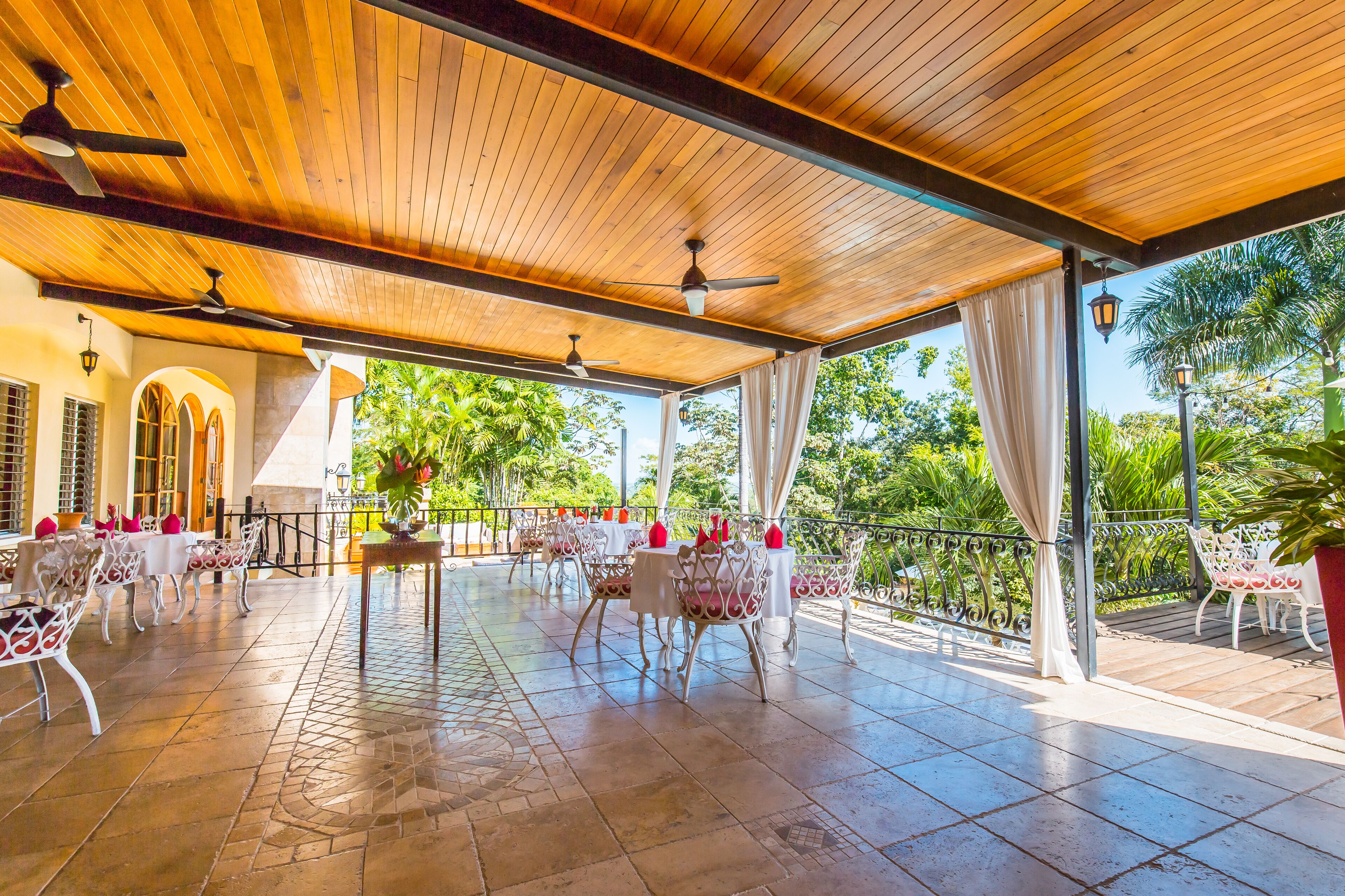 breakfast, lunch, dinner served; pool views