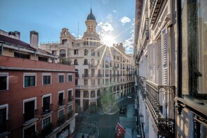 Superior Double or Twin Room, City View | Minibar, in-room safe, desk, blackout drapes