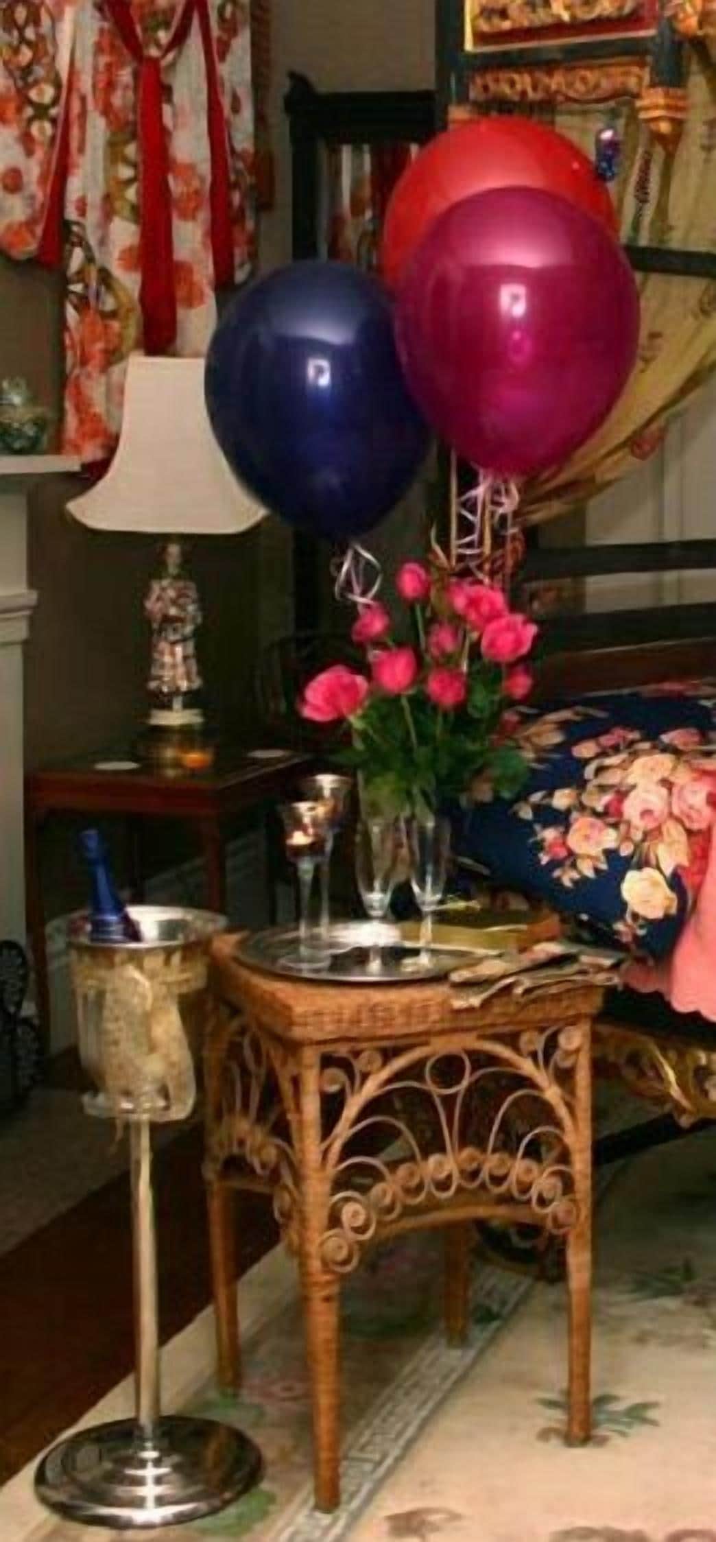 ルーム | 低反発ベッド、客室ごとに異なる装飾、客室ごとに異なるインテリア、アイロン / アイロン台