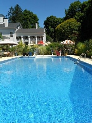 Seasonal outdoor pool, open 9:00 AM to 10:00 PM, pool umbrellas - House of 1833 Bed & Breakfast & Gardens (Mystic)