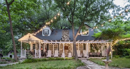 Country Woods Inn
