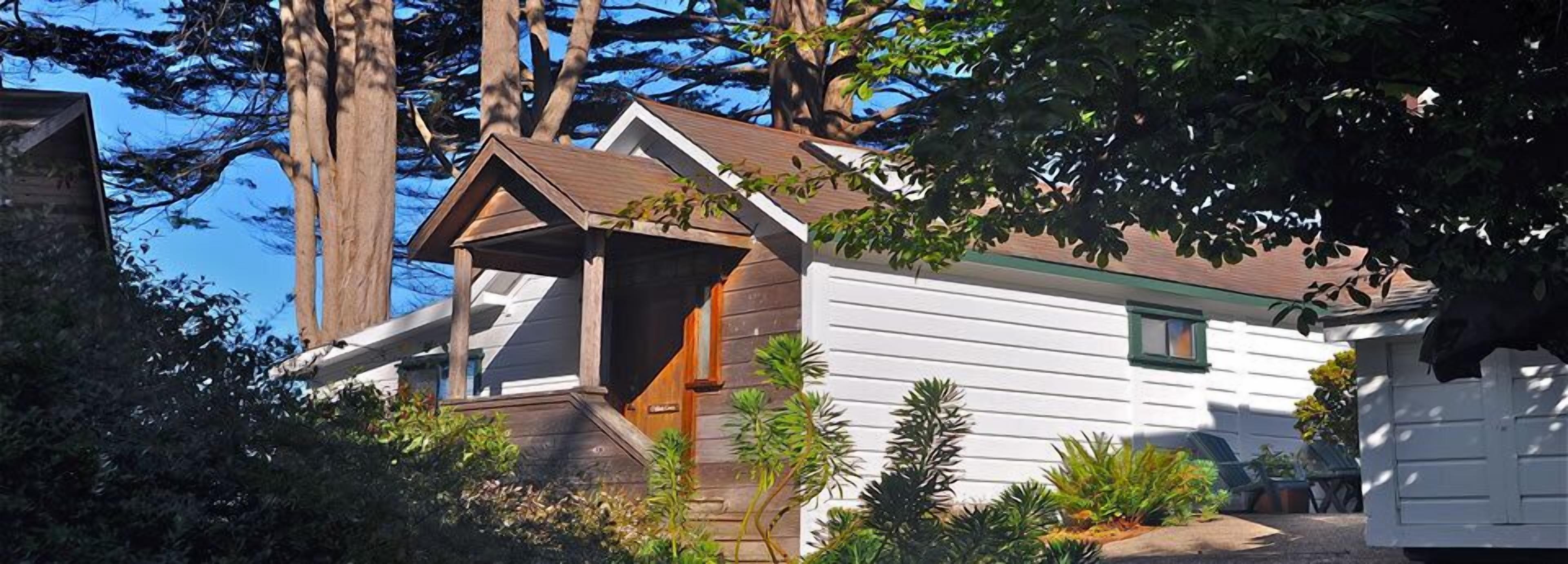 Cliffside Covey (Pet friendly) | 隔音、熨斗/熨衫板、免費 Wi-Fi、床單