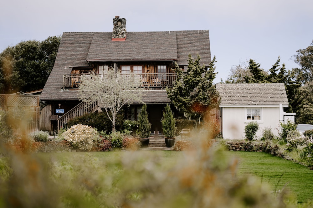 MacCallum House Inn by null