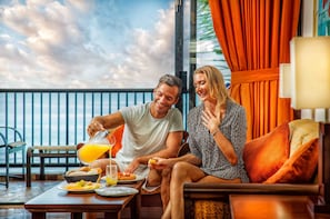 2 bedrooms, premium bedding, down duvets, pillow-top beds - The Royal Cancun All Suites Resort (Cancun)