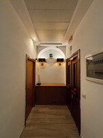 Lorong