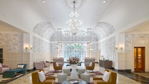 Lobby - Royal Park Hotel (Rochester)