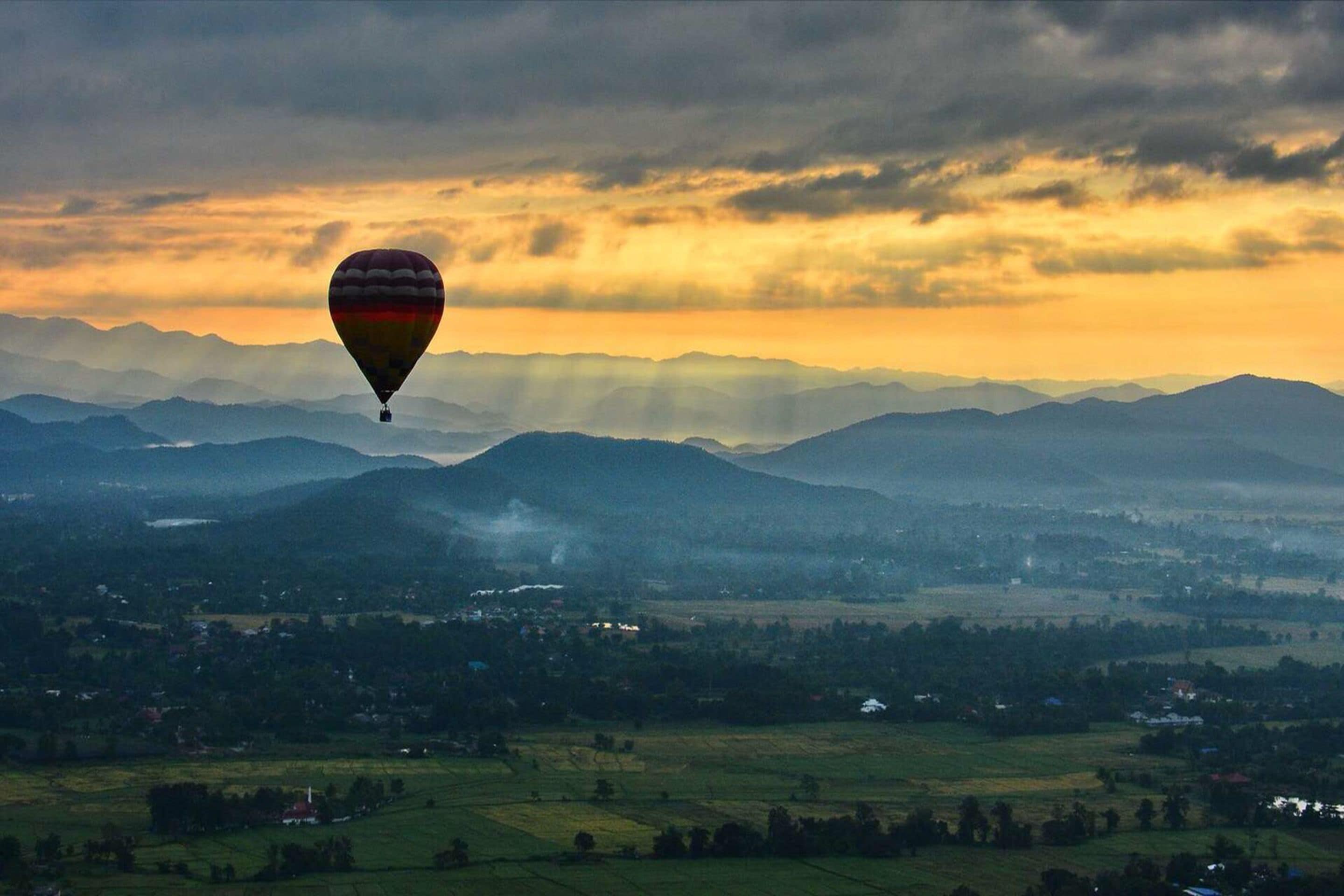 helicopter/plane tours