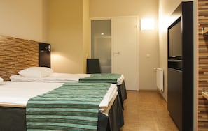 Roupas de cama antialérgicas, escrivaninha