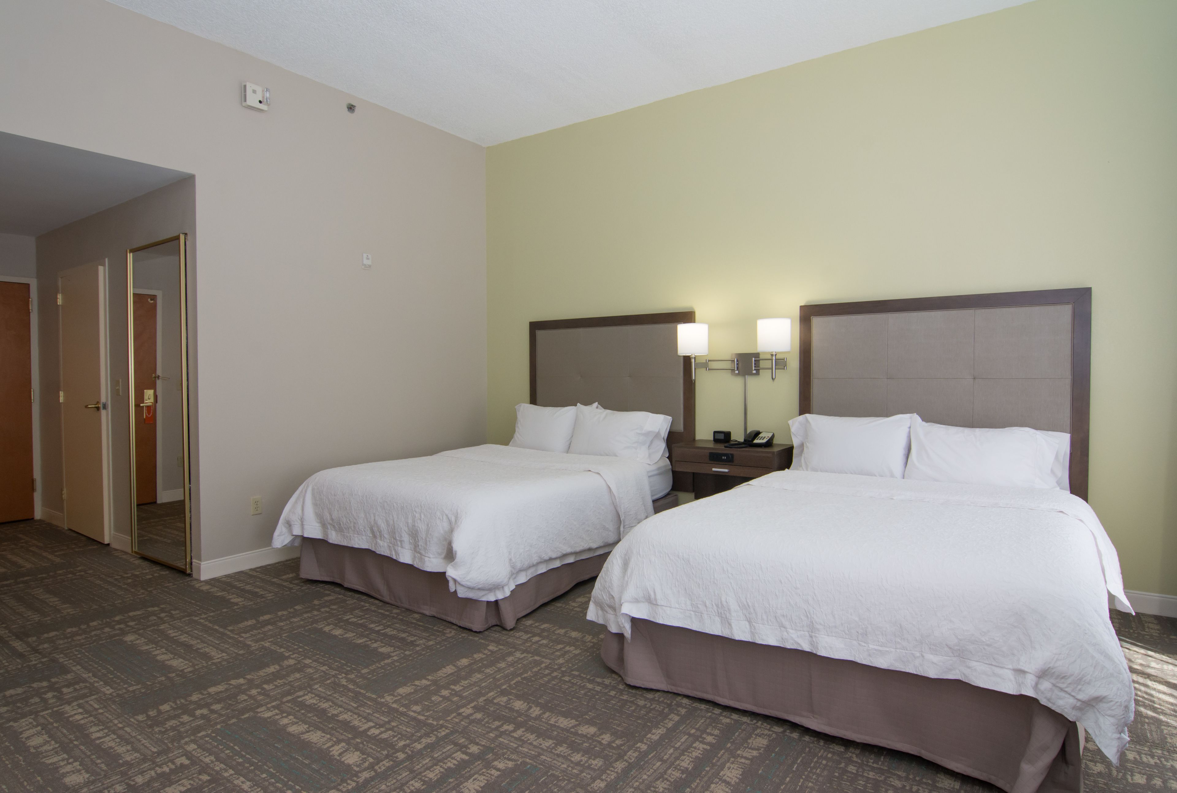 studio, accessible, non smoking | hypo-allergenic bedding, blackout curtains, iron/ironing board