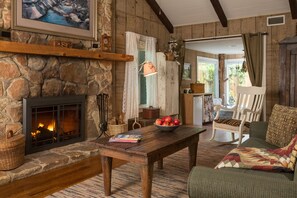 Suite, Private Bathroom (Magnolia Suite - Dog Trot) | Interior - BlissWood B&B Ranch (Cat Spring)