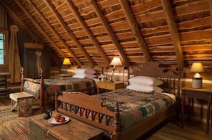 1 bedroom, individually decorated, individually furnished