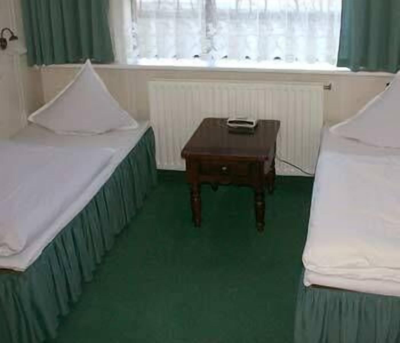 Chambre Standard Double ou avec lits jumeaux