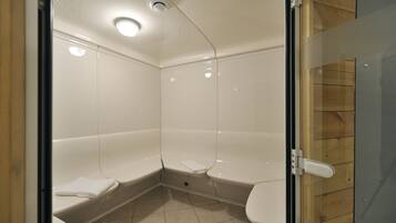 Sauna, steam room, massages