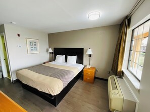 Habitación estándar, 1 cama King size | Wifi gratis y ropa de cama 