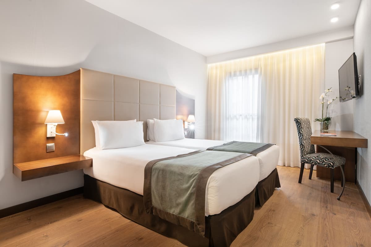 Minibar, in-room safe, laptop workspace, soundproofing