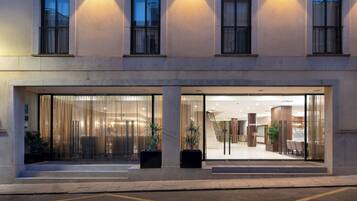 Fachada de la propiedad