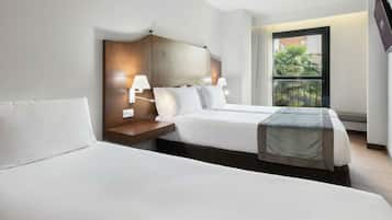 Minibar, una cassaforte in camera, postazione laptop, insonorizzazione