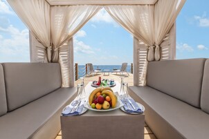 Private beach, beach cabanas, sun loungers, beach umbrellas