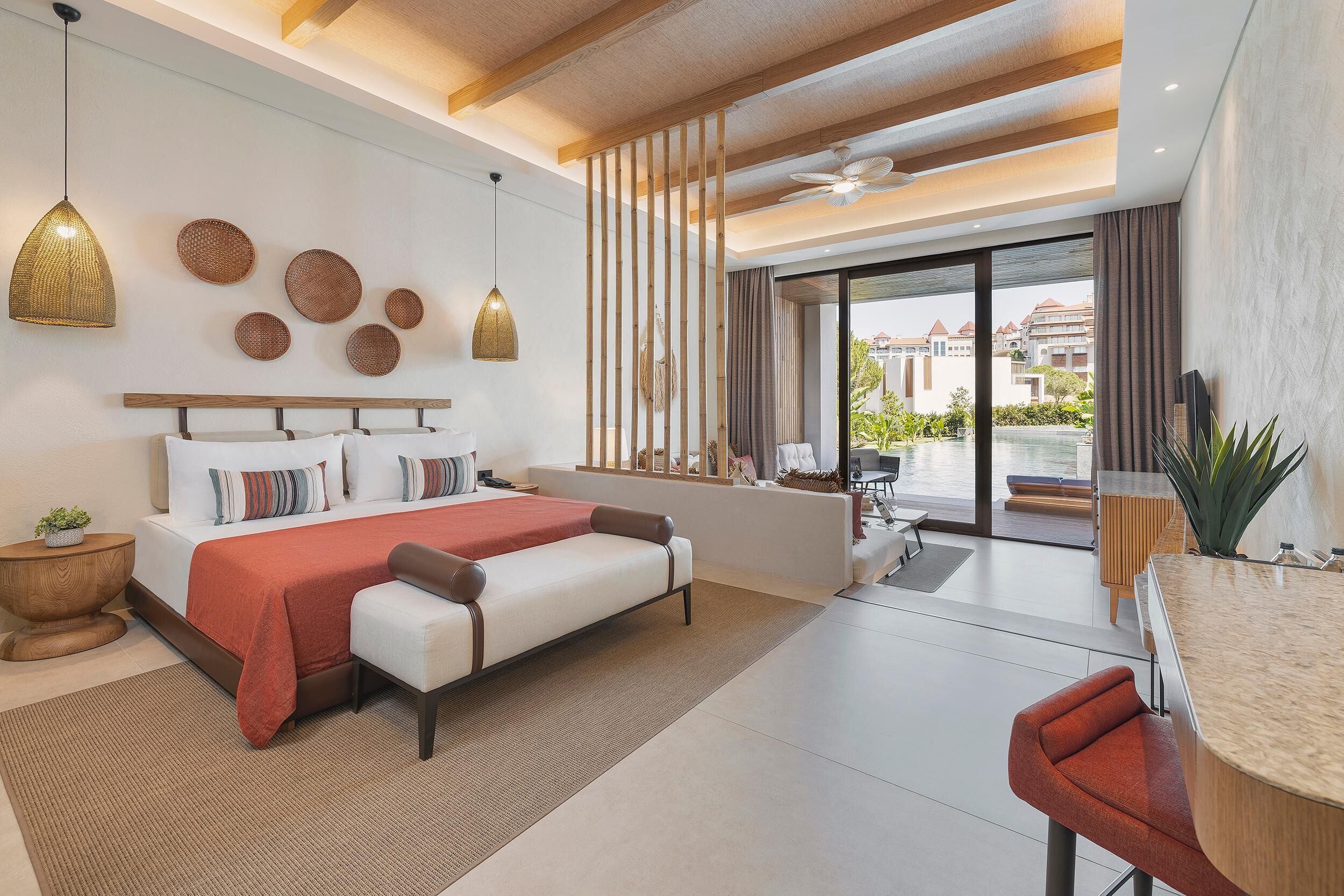 Mini-bar avec articles gratuits, coffres-forts dans les chambres