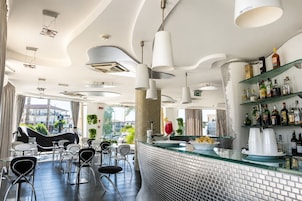 Bar (en el alojamiento)