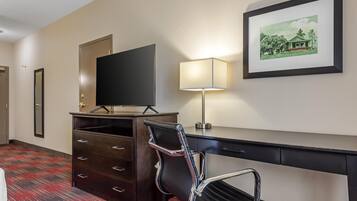 Standard Room, 1 Queen Bed, Accessible, Refrigerator & Microwave | Premium bedding, down duvets, pillow-top beds, in-room safe