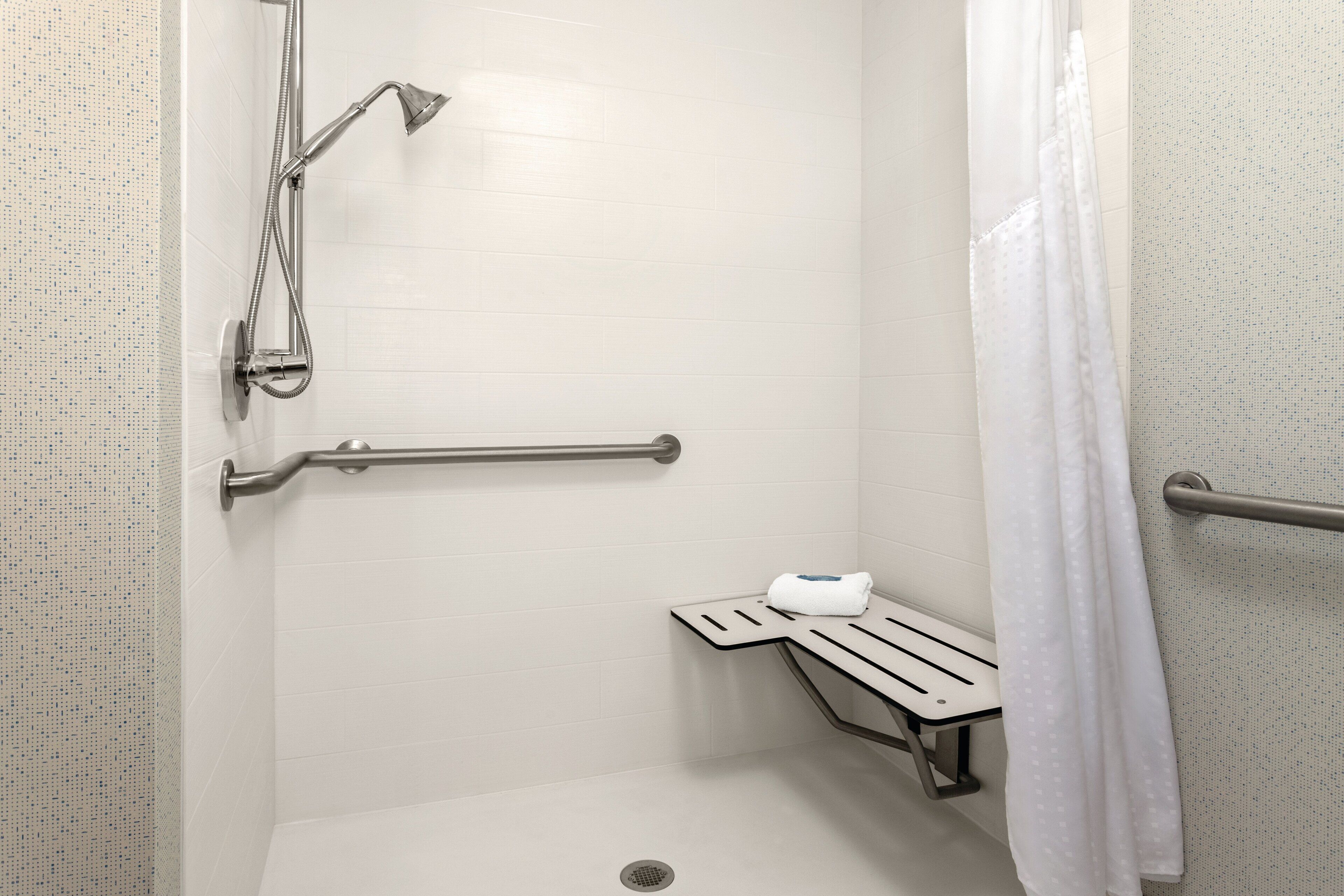 Premium bedding, in-room safe, desk, laptop workspace