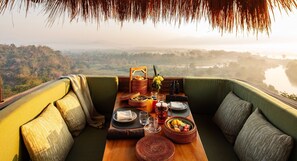 Restaurant - Anantara Golden Triangle Elephant Camp & Resort (Chiang Saen)