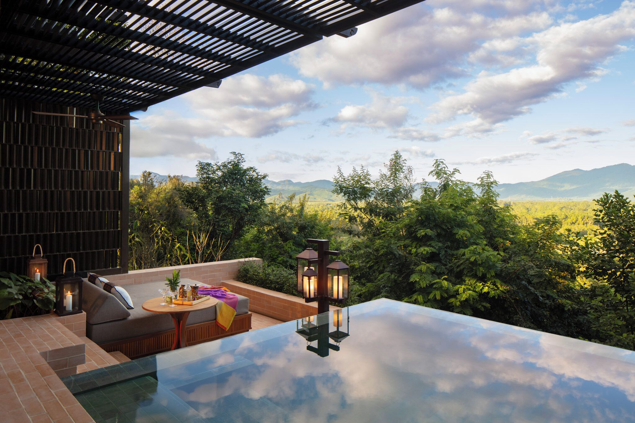 Mekong Explorer Pool Suite | เครื่องนอนระดับพรีเมียม,   มินิบาร์ฟรีบางอย่าง, ตู้นิรภัยในห้องพัก