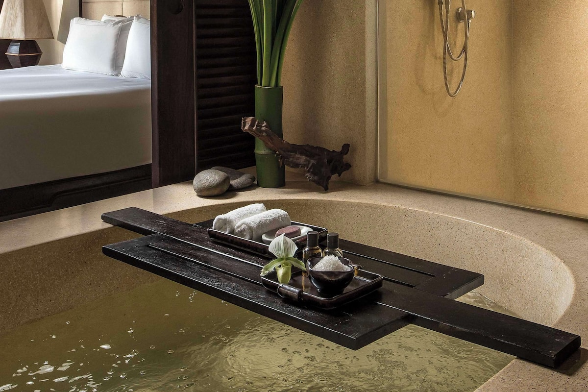 deluxe three country view room | 1 bedroom, premium bedding, free minibar items, in-room safe