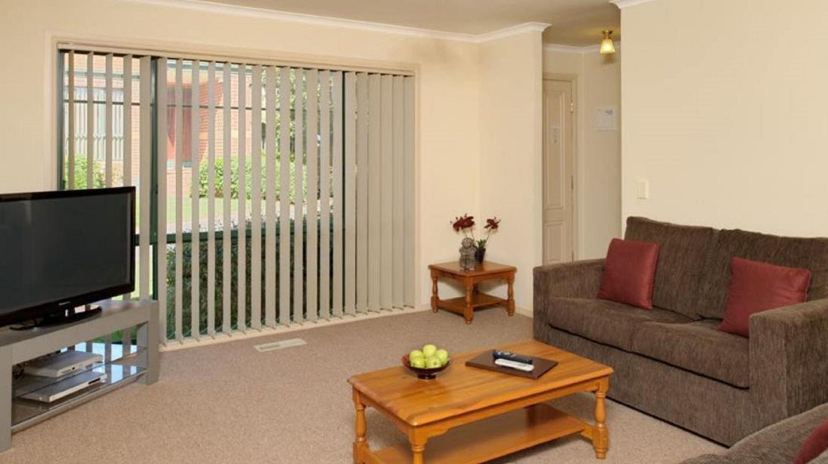 Mt Waverley Townhouses — image 10