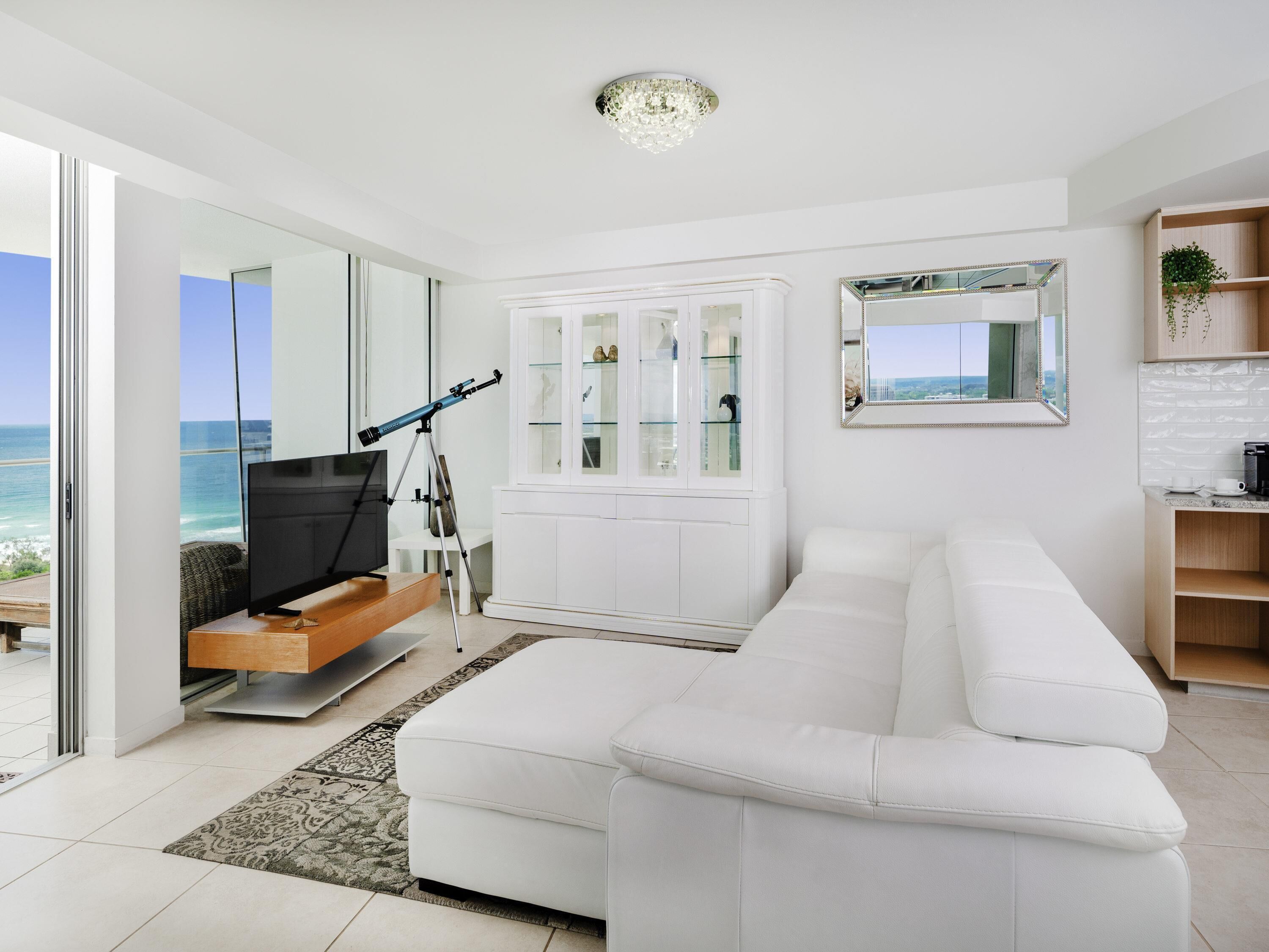 1 bedroom, in-room safe, individually decorated, individually furnished