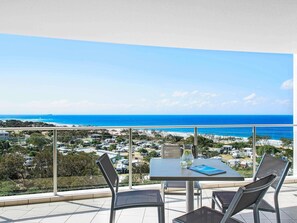 1 bedroom, in-room safe, individually decorated, individually furnished - The Sebel Maroochydore (Maroochydore)