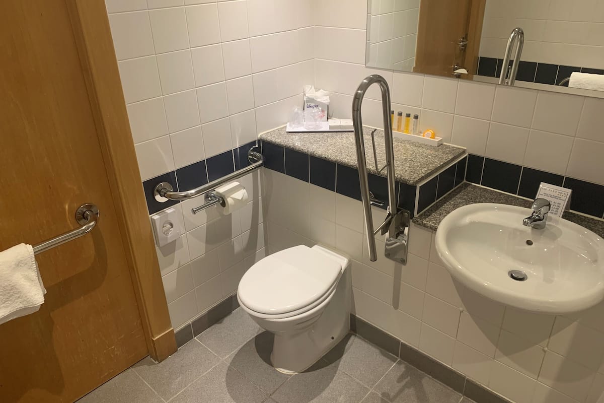 double room, accessible | bathroom | combined shower/bathtub, free toiletries, hair dryer, bathrobes