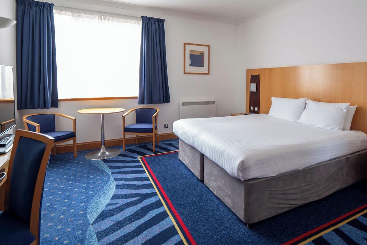 Standard Double Room | Premium bedding, individually decorated, individually furnished, desk