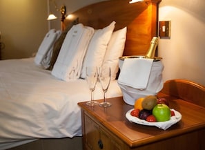Standard Double Room | Desk, iron/ironing board, free WiFi, bed sheets
