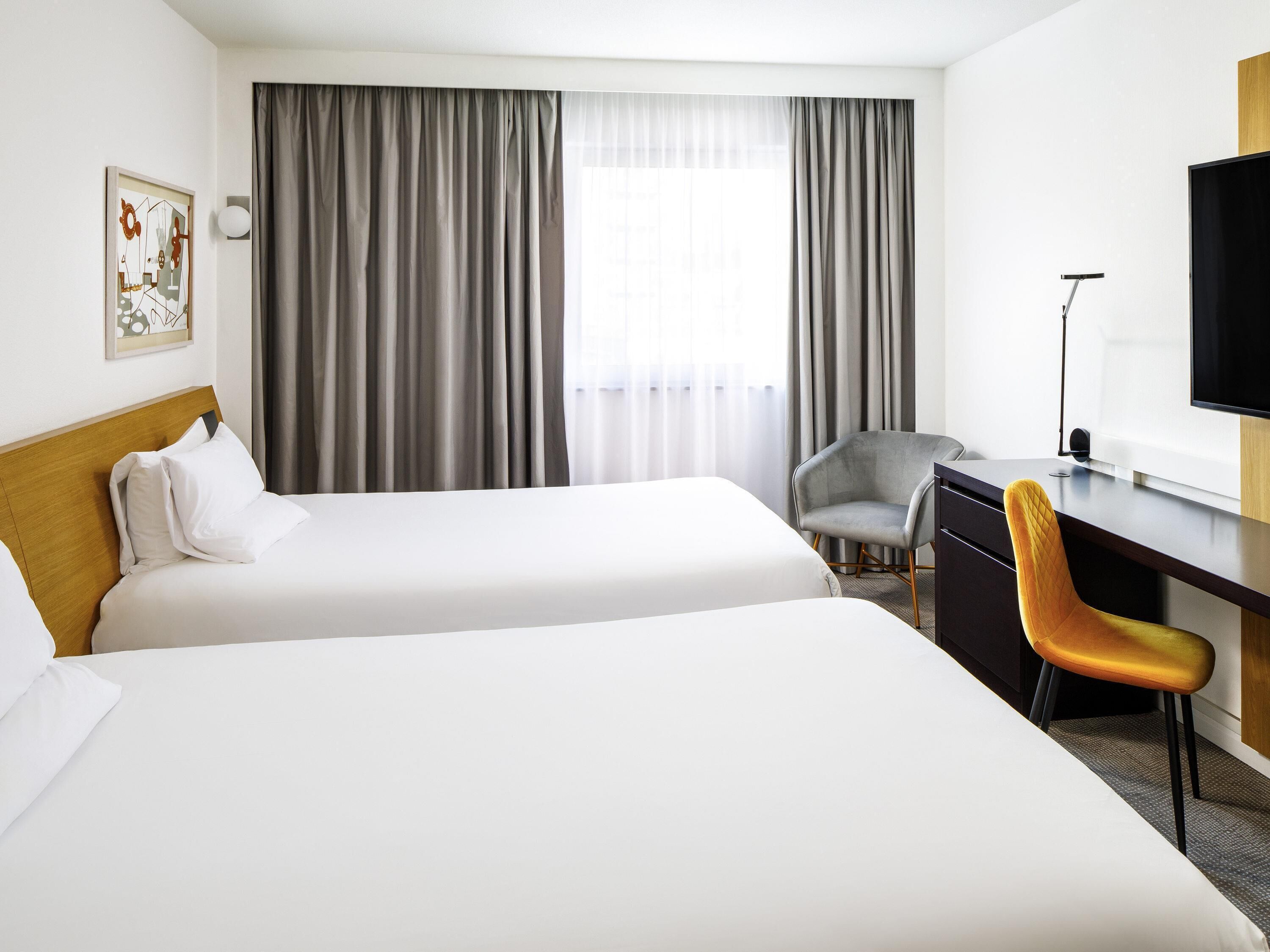 Superior Room, 2 Single Beds | Minibar, in-room safe, desk, blackout curtains