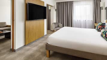 Executive Suite, 1 Double Bed with Sofa bed | Minibar, in-room safe, desk, blackout curtains