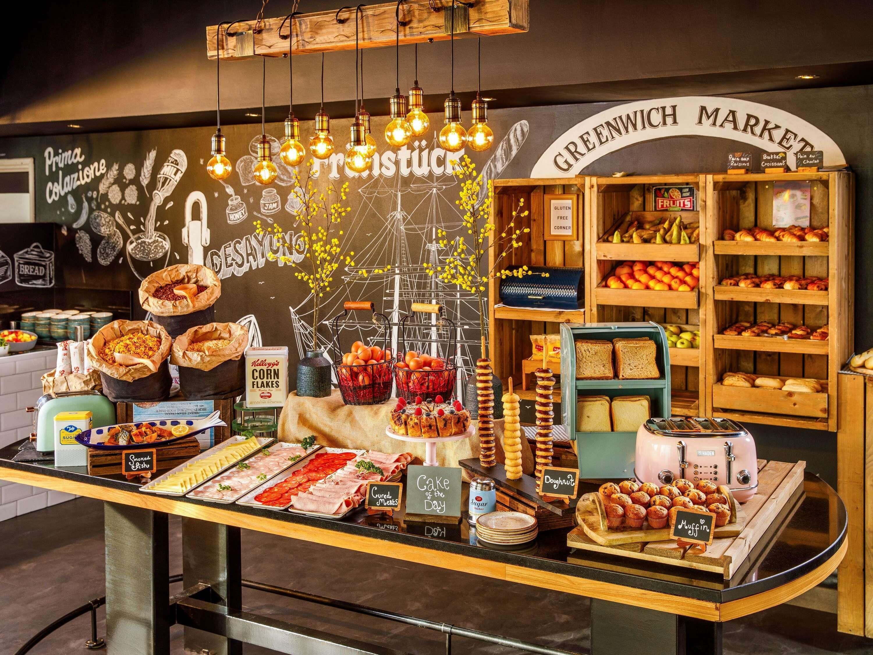 Daily buffet breakfast (GBP 21.00 per person)