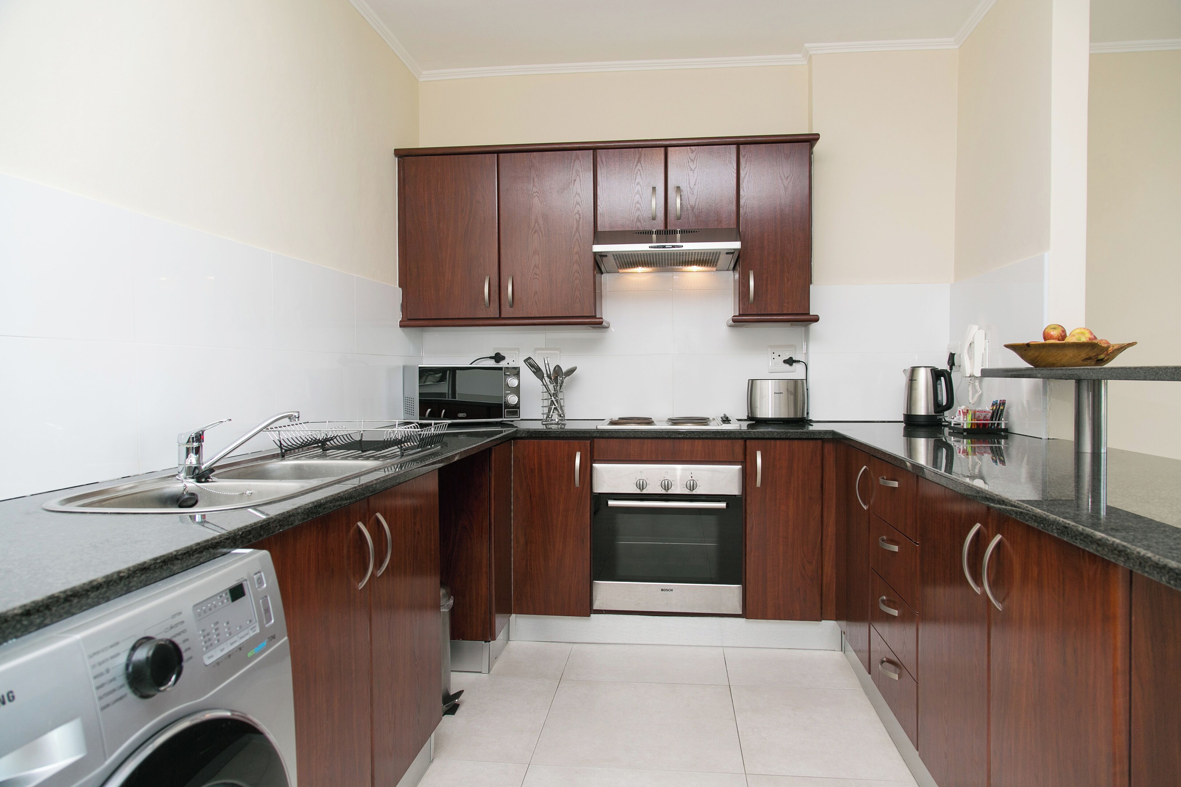 Photo - Island Club Hotel & Apartments