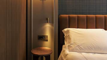 Minibar, in-room safe, individually furnished, desk