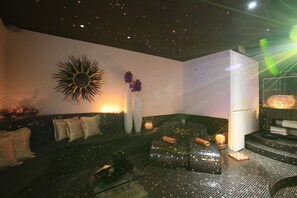 Couples treatment room(s), Turkish bath/hammam, body treatments