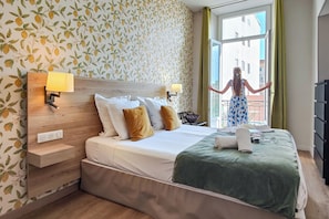 Studio 20m² avec Balcon | Matelas Select Comfort, espace de travail pour ordinateur portable
