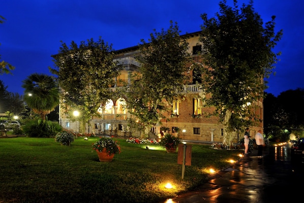 Exterior - Park Hotel Villa Ariston (Camaiore)