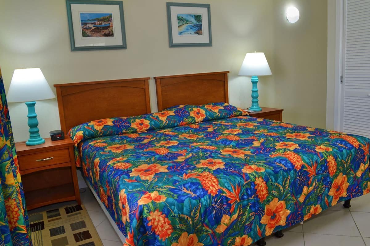 In-room safe, desk, blackout drapes, soundproofing