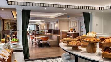 2 restaurants, spécialités Cuisine méditerranéenne