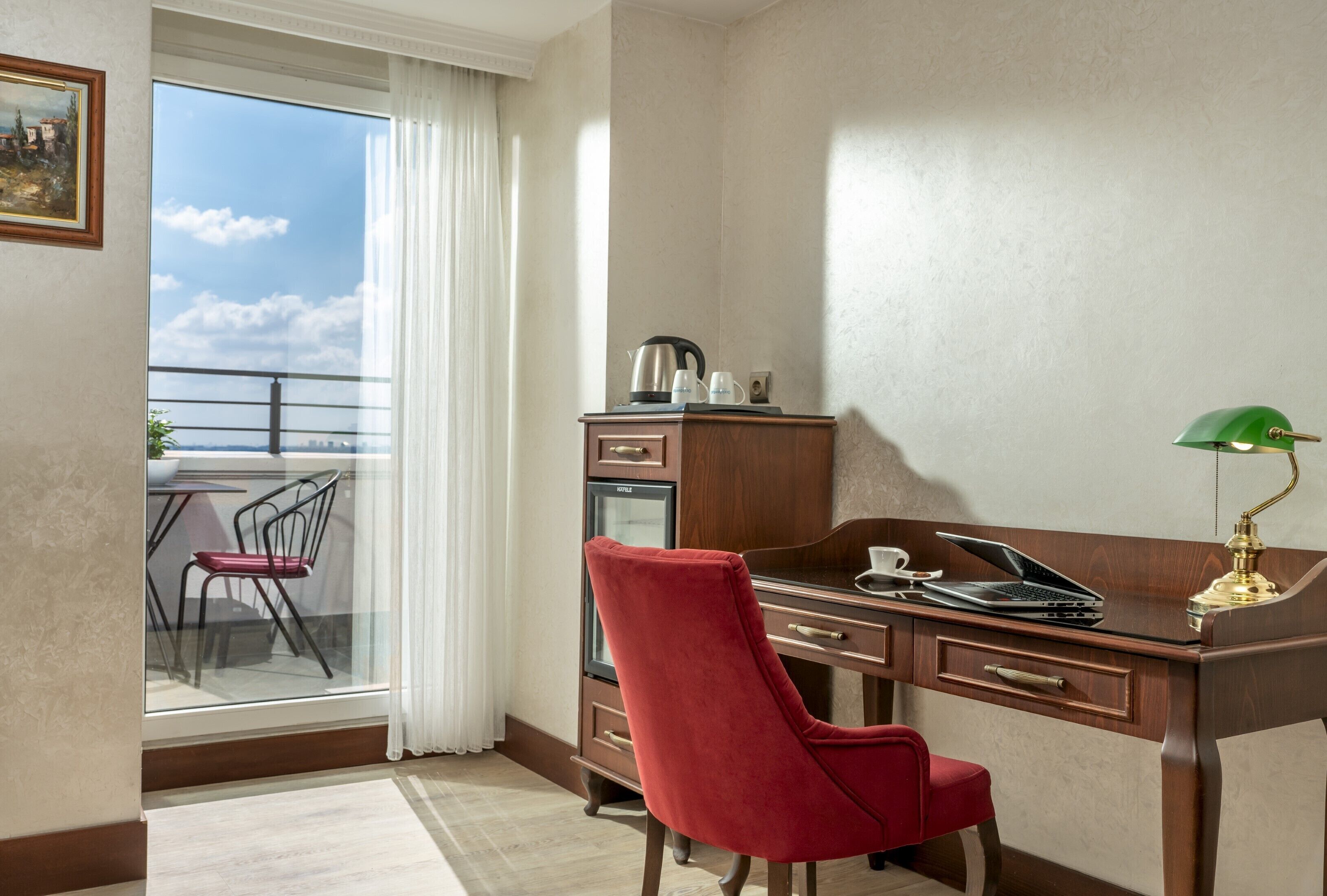 suite deluxe | 1 bedroom, premium bedding, down duvets, memory-foam beds