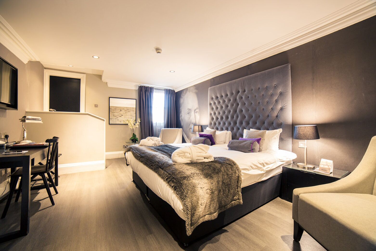 junior suite | premium bedding, in-room safe, individually decorated, desk