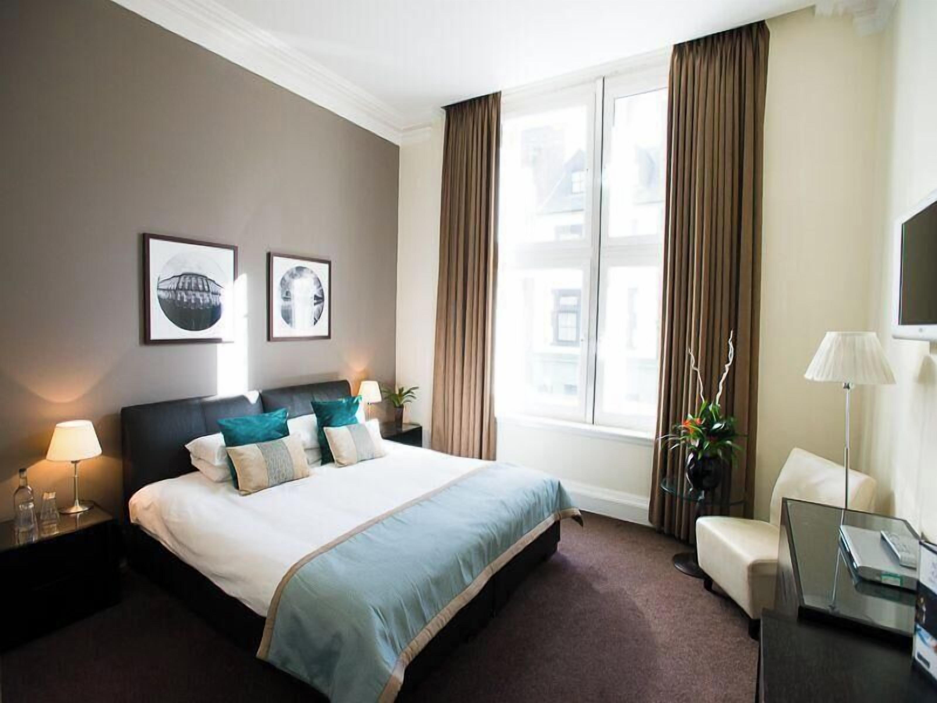 Premium bedding, in-room safe, individually decorated, desk