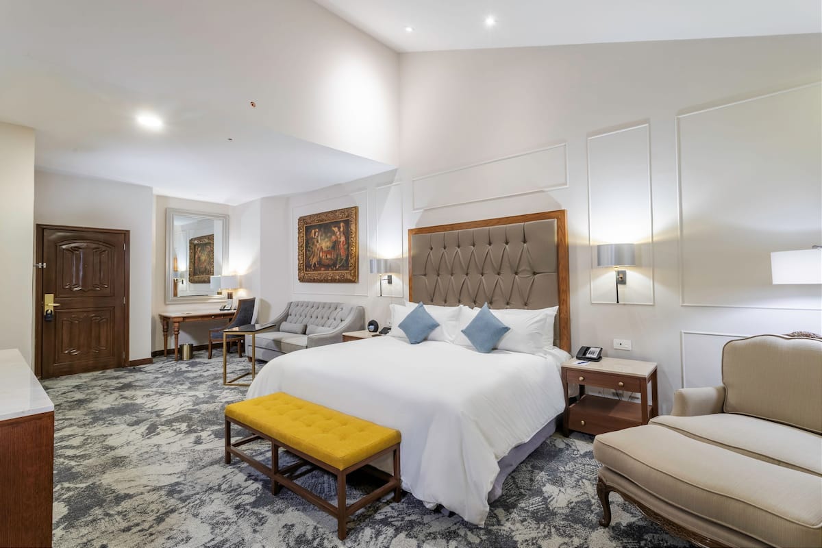 Gran Class Superior King | 1 kamar tidur, seprai premium, minibar, dan brankas